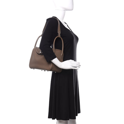 Hermes Taurillon Clemence Lindy 26 Etoupe 2 of 11