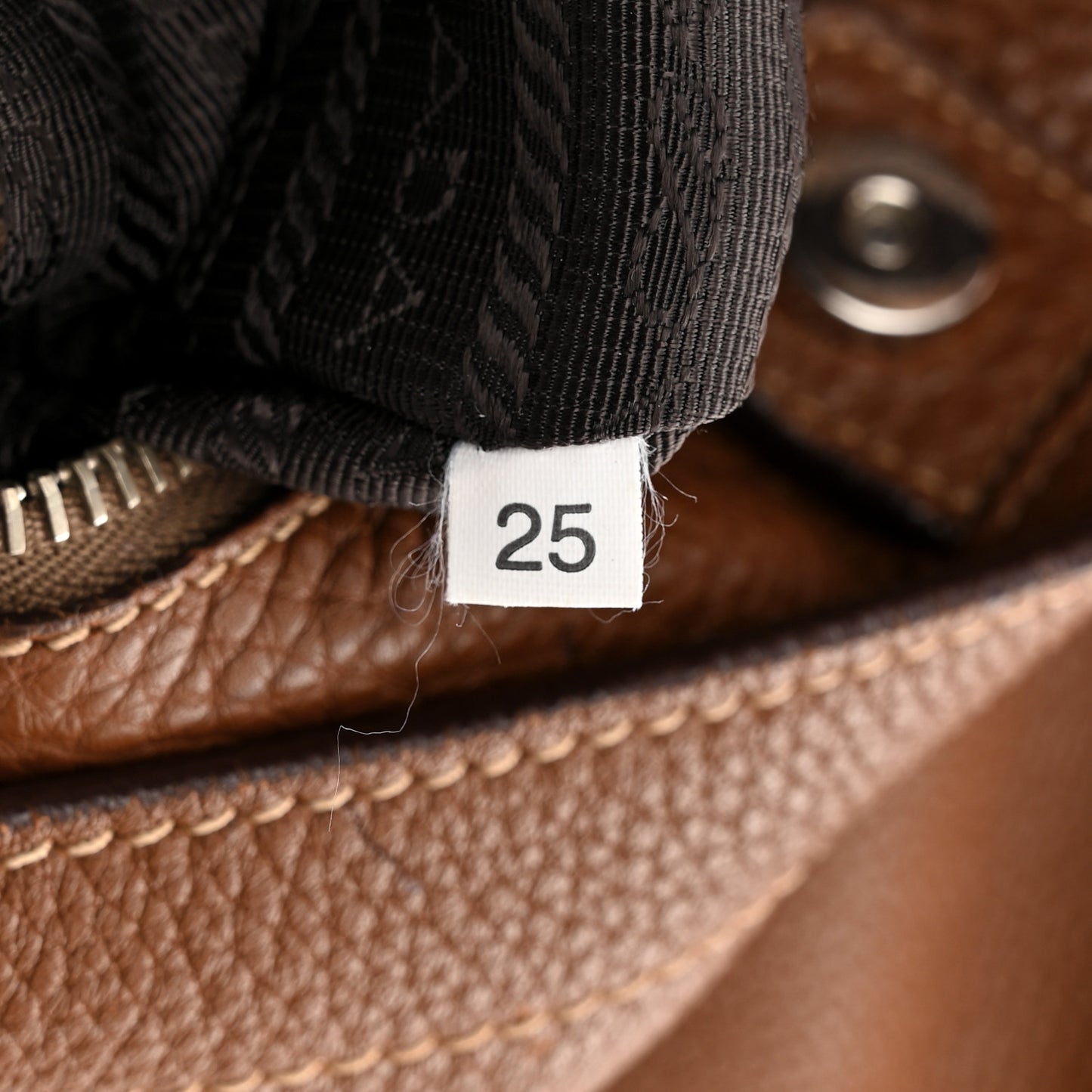 Vitello Daino Hobo Nocciolo