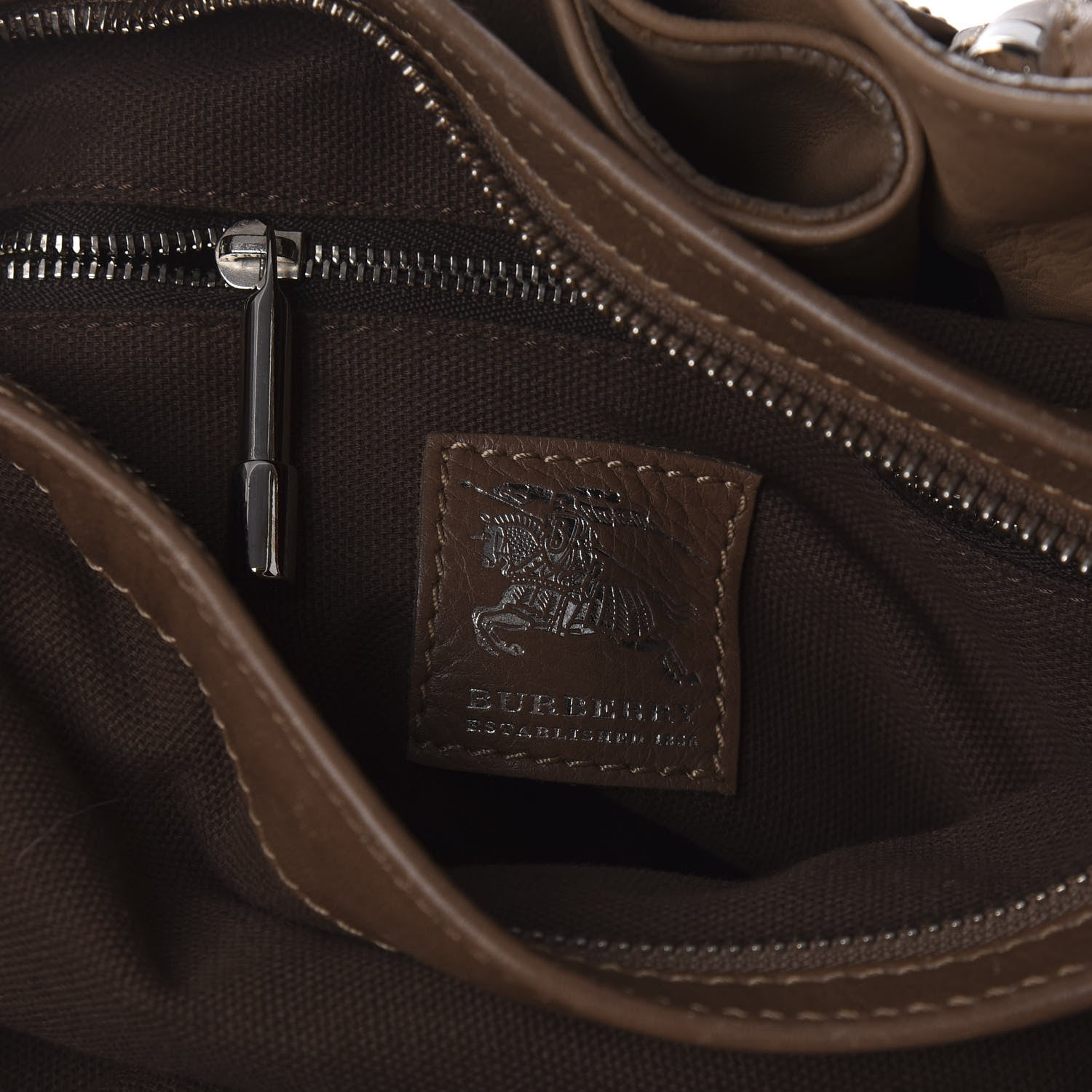 Burberry House Check Large Beaton Beige 8 of 9