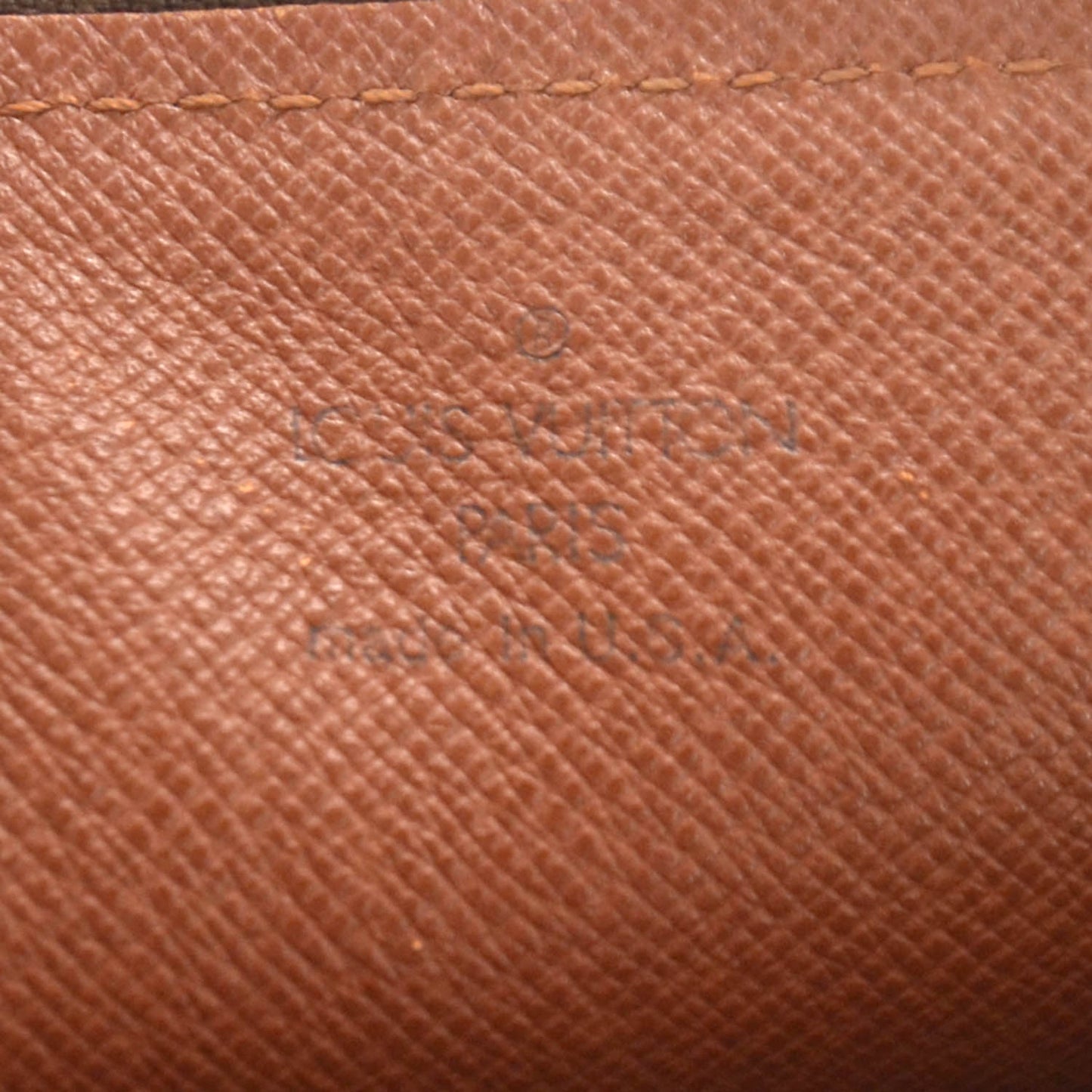 Monogram Papillon 26