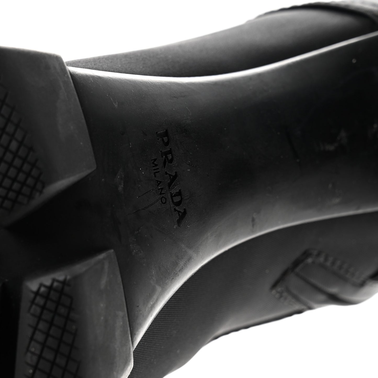 Vitello Montana Re-Nylon Metal Triangle Logo 110mm Ankle Boots 36.5 Black