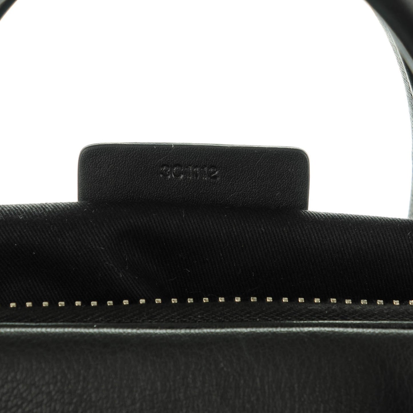 Sugar Goatskin Medium Antigona Black