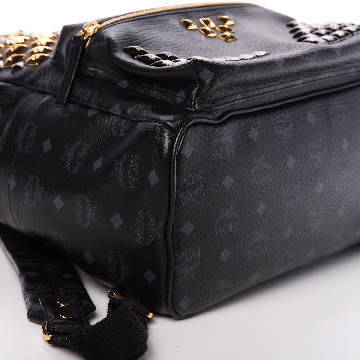 MCM Visetos Studded Medium Stark M Backpack Black 5 of 8