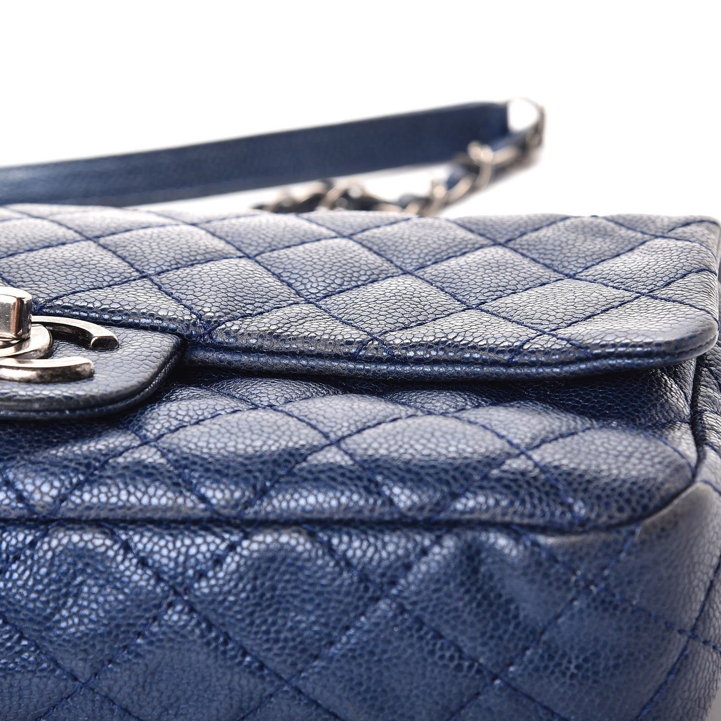 Iridescent Caviar Quilted Small Chic Flap Dark Blue