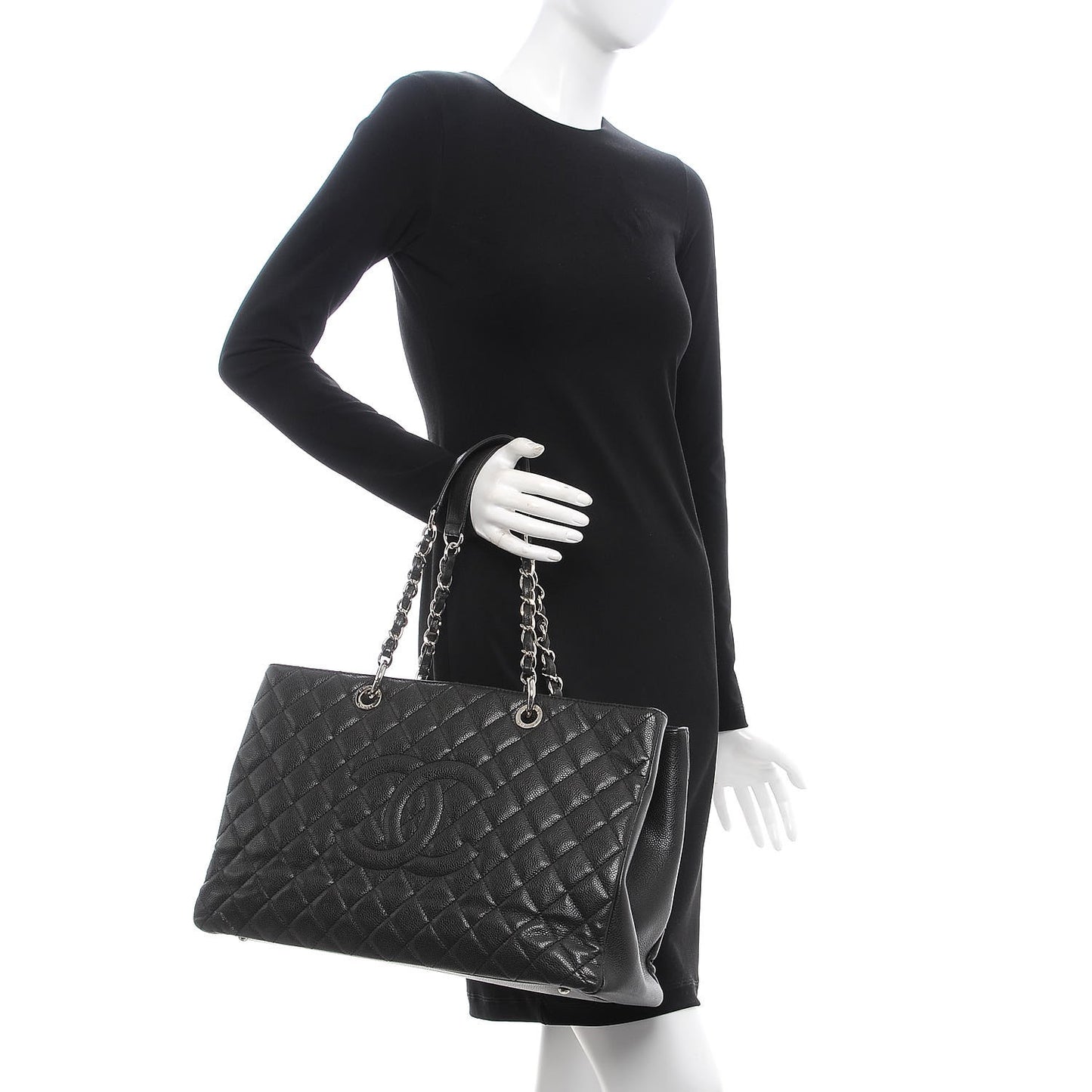 Caviar Quilted XL Grand Shopping Tote GST Dark Grey