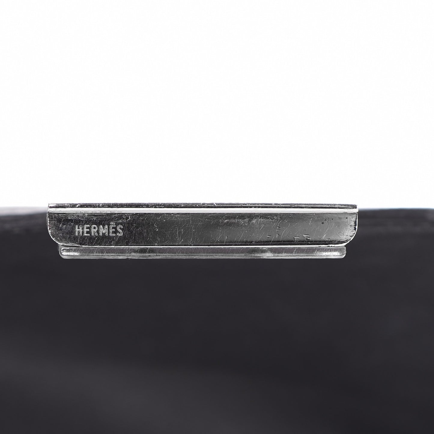 Veau Swift Enamel Constance 18 Black