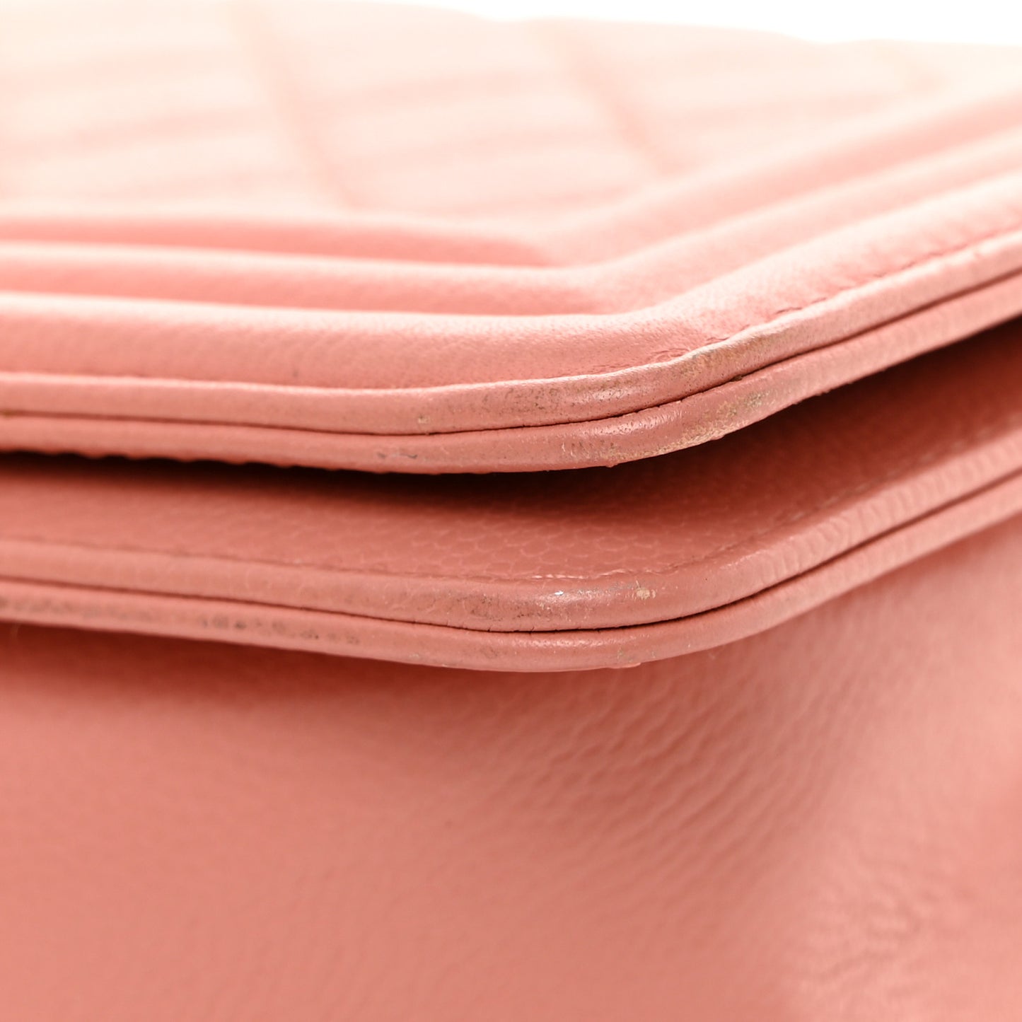 Caviar Quilted Medium Boy Flap Pink