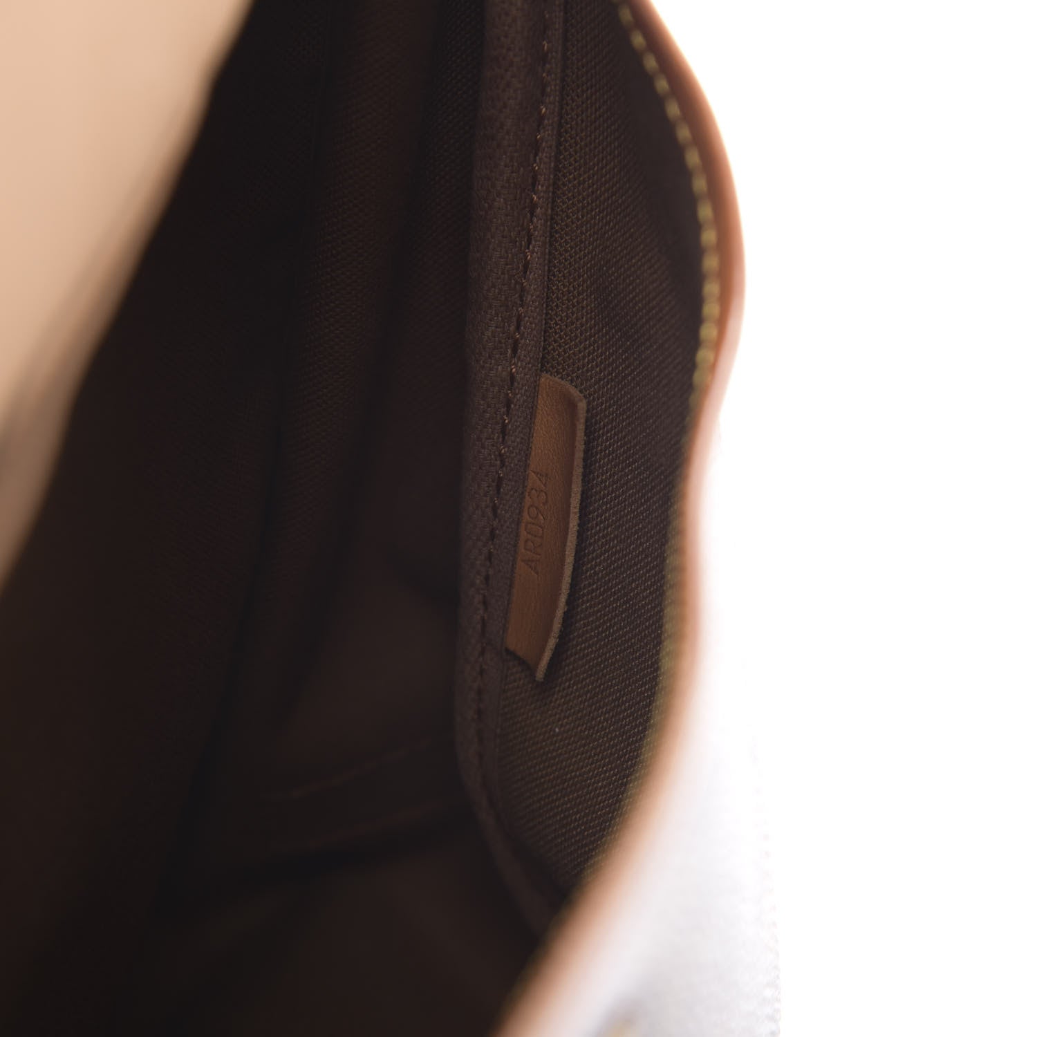 Louis Vuitton Monogram Saumur 35 8 of 19