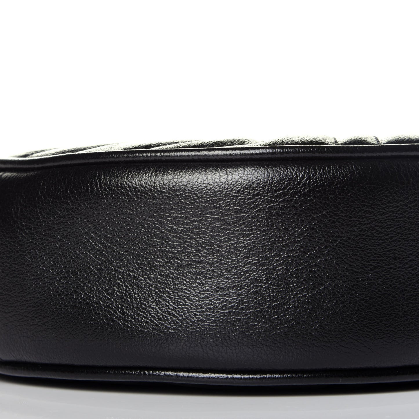 Azalea Calfskin Matelasse Heart Mini GG Marmont Round Shoulder Bag Black