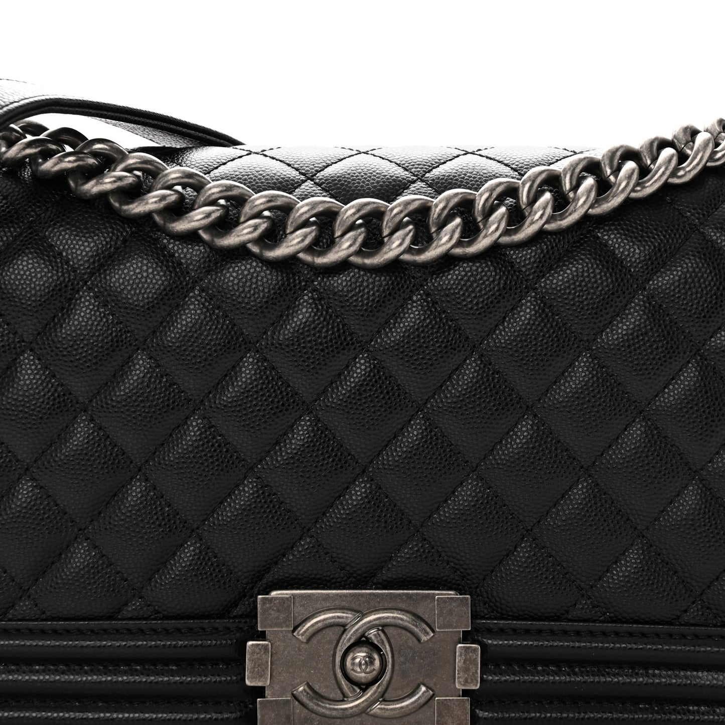 Caviar Quilted Medium Boy Flap Black