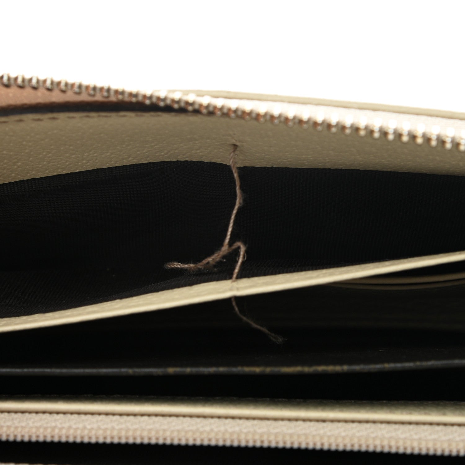 Gucci Monogram Metal Bar Zip Around Wallet Beige Ebony Off White 9 of 12
