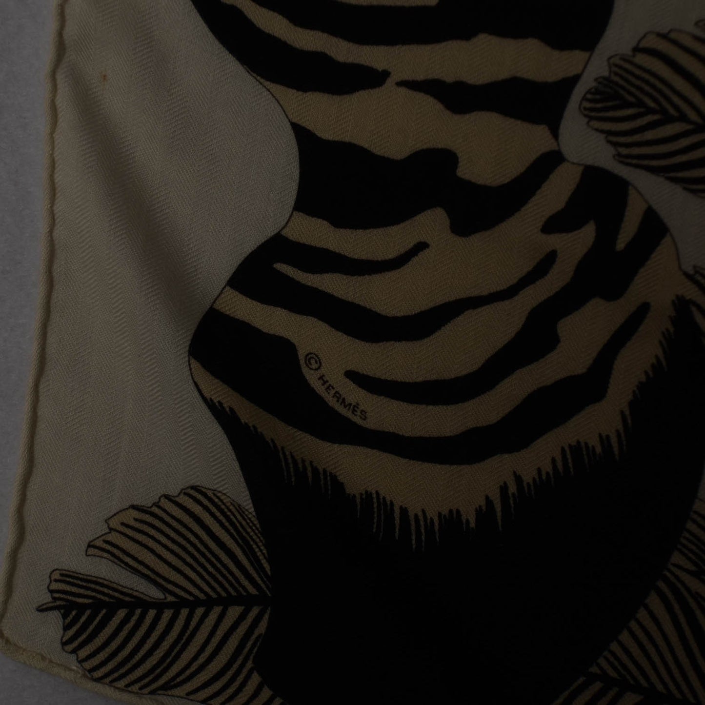 Cashmere Silk Zebra Pegasus Shawl 140 White Black Naturel