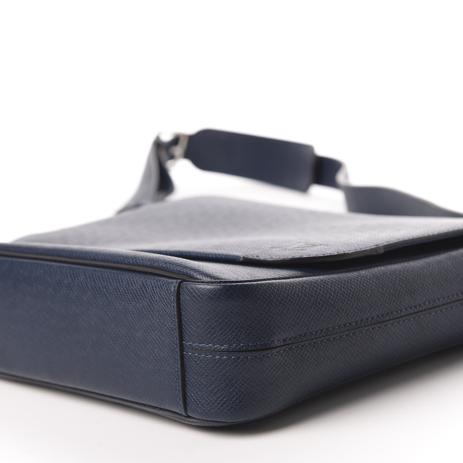 Louis Vuitton Taiga Roman PM Messenger Ocean 7 of 10