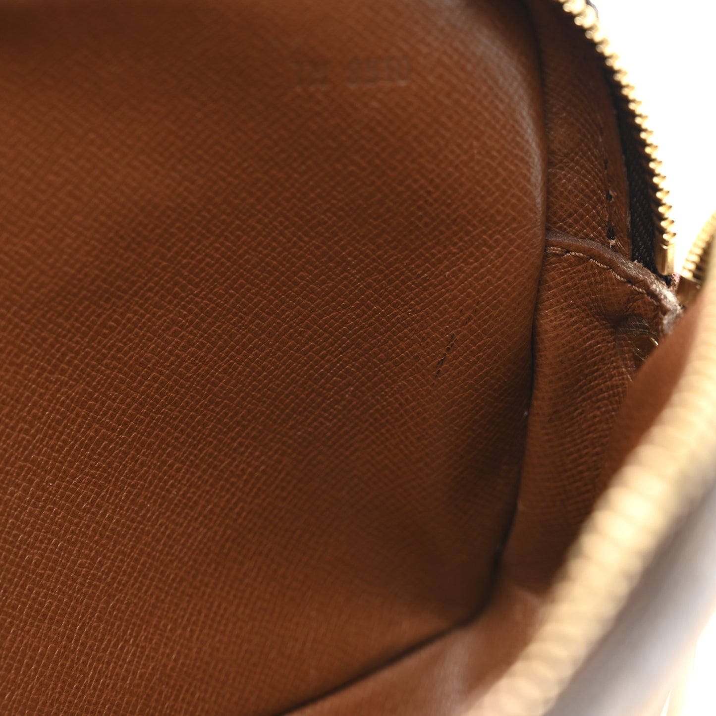 Monogram Pochette Marly Dragonne 22