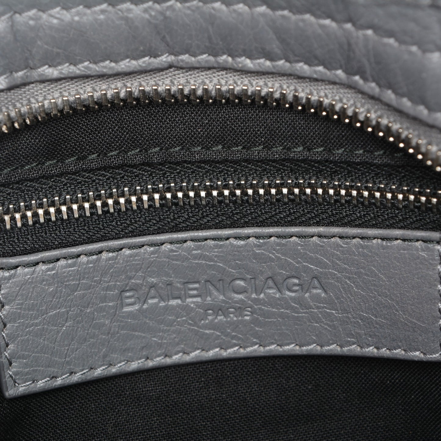 Agneau Silver Metallic Edge Hardware S City Gris Cendre