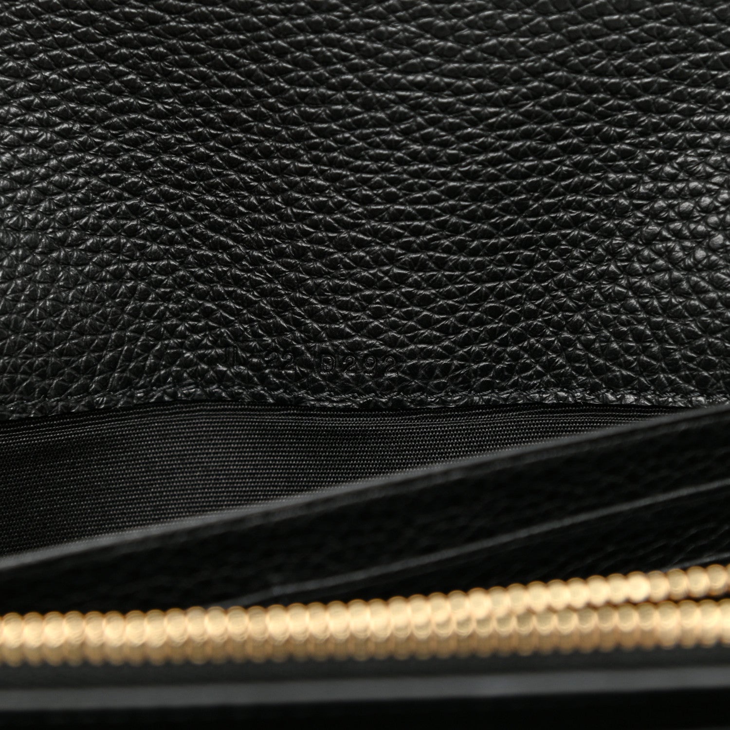 Salvatore Ferragamo Calfskin City Wallet On Chain Black 7 of 11