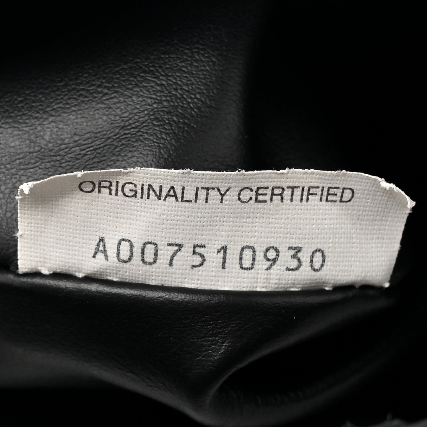 Calfskin Intrecciato Mini Hop Black