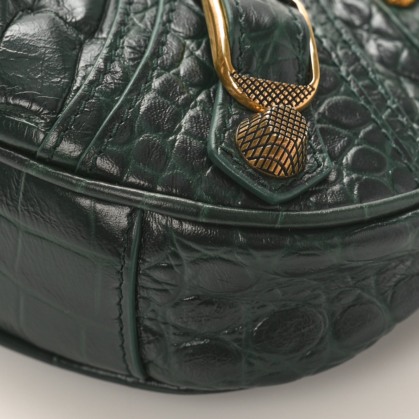 Extra Supple Calfskin Crocodile Embossed Mini Le Cagole Purse With Chain Forest Green