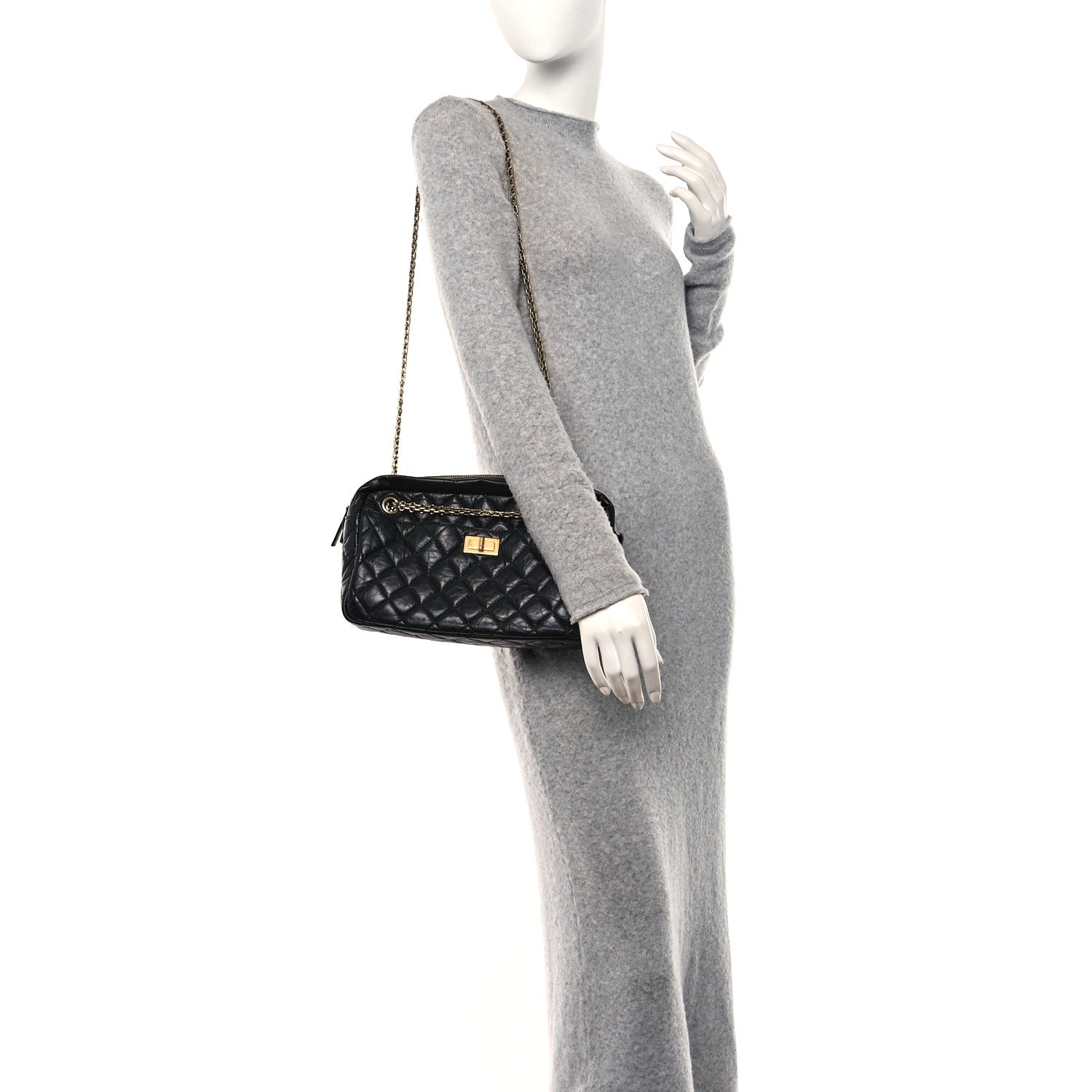Chanel Aged Calfskin Quilted Medium Reissue Camera Case Black 2 of 9