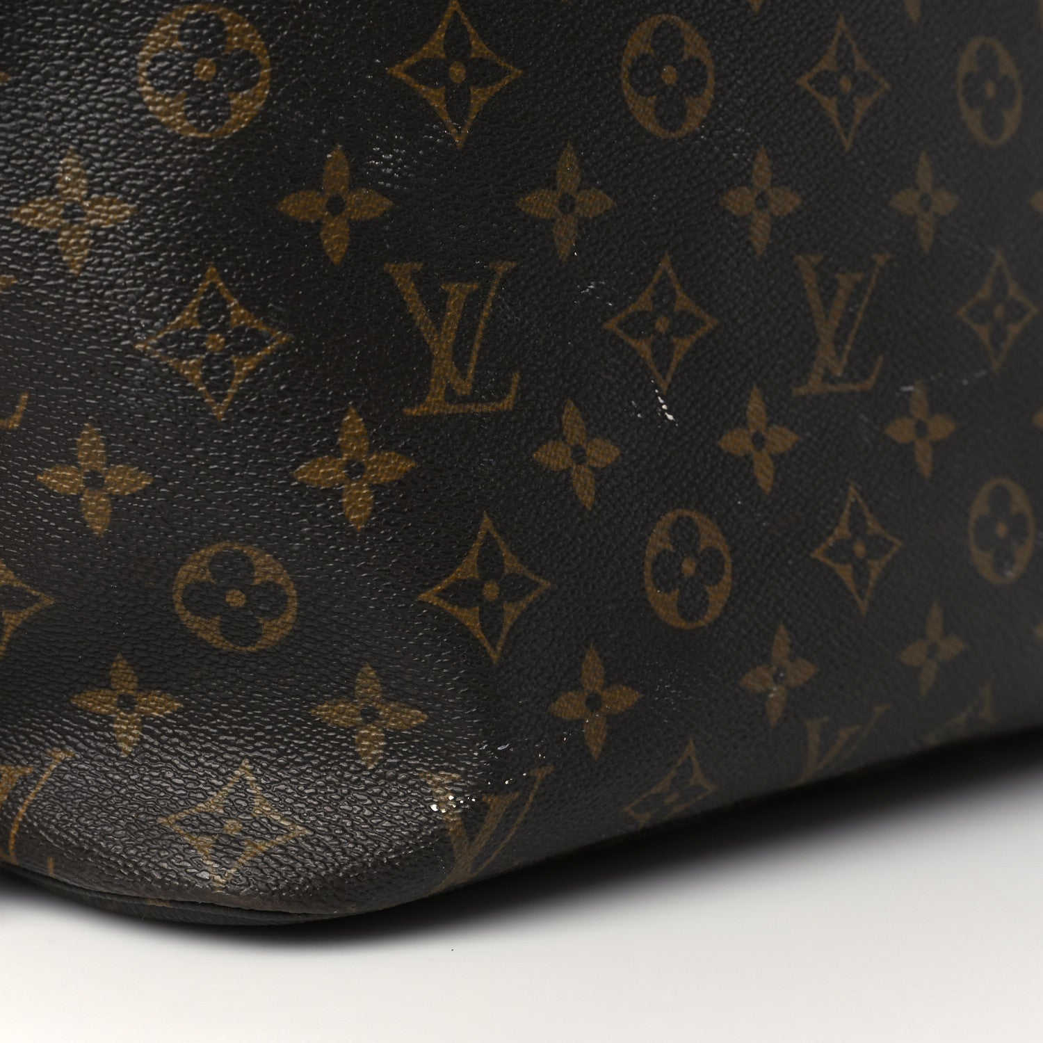 Louis Vuitton Monogram Neverfull MM 11 of 12