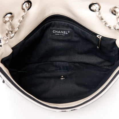 Chanel Mixed Fibers Lambskin Venise Biarritz Flap Bag Black White 5 of 12