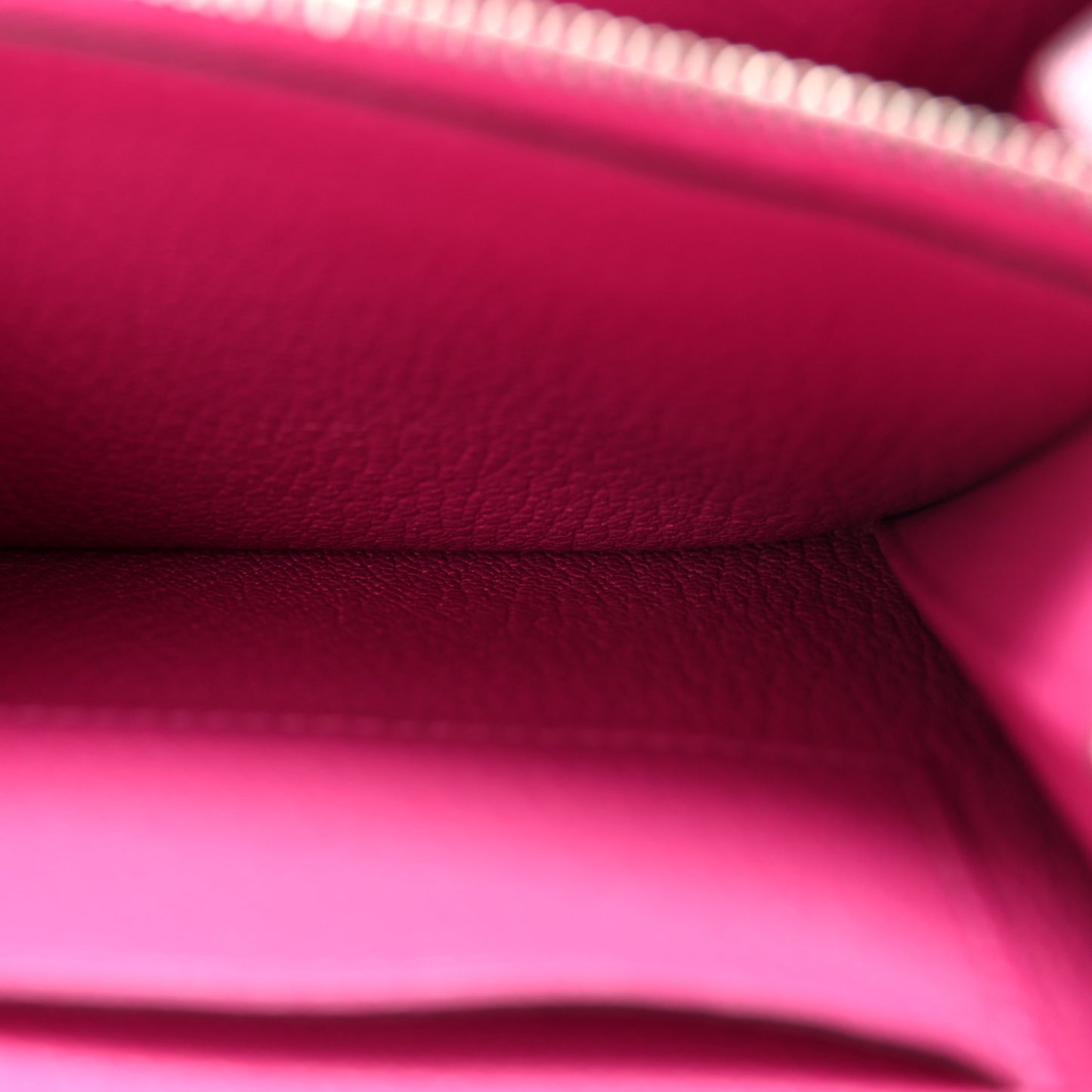 Chevre Mysore Mini Cinhetic Wallet Rose Pourpre