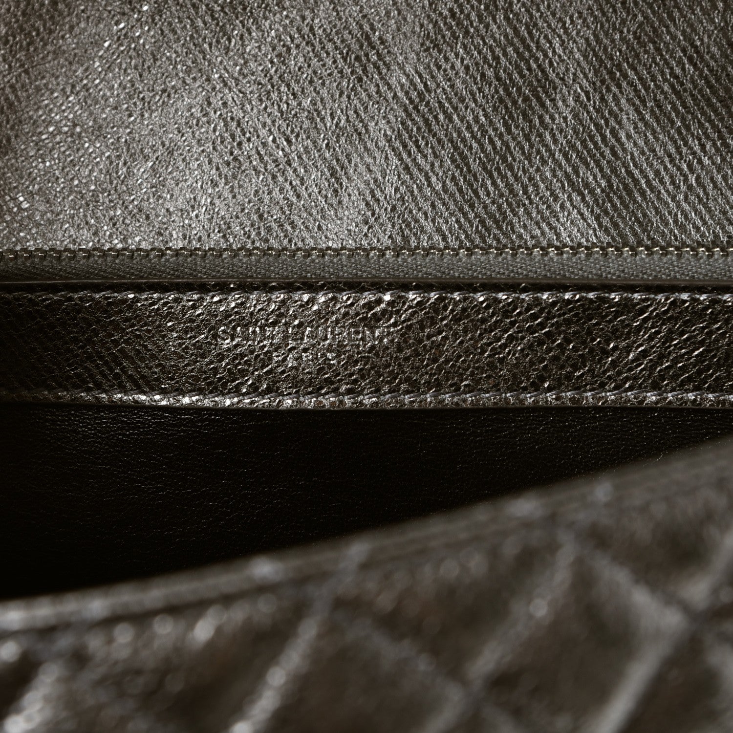 Saint Laurent Metallic   Metallic Calfskin Mixed Matelasse Triquilt Large Monogram Envelope Satchel Graphite 7 of 9