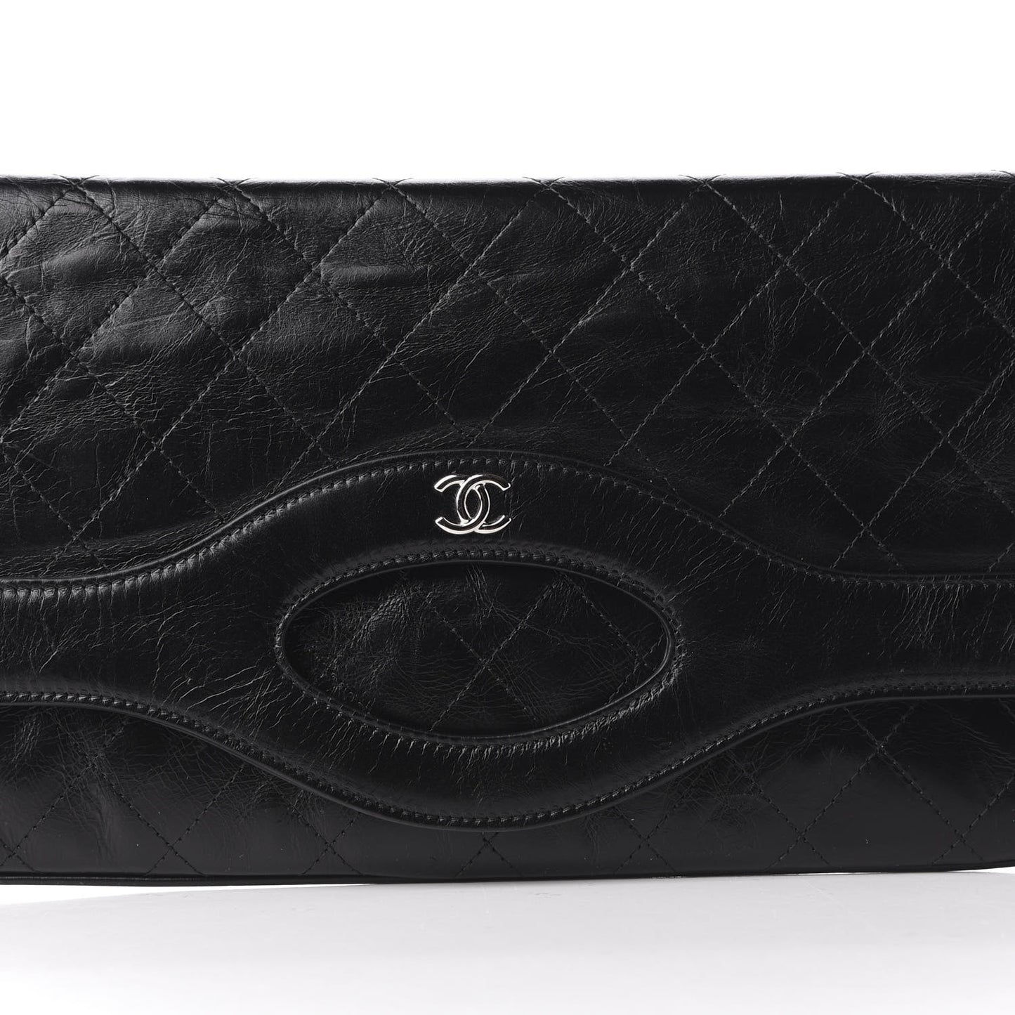 Shiny Crumpled Calfskin Small 31 Pouch Black