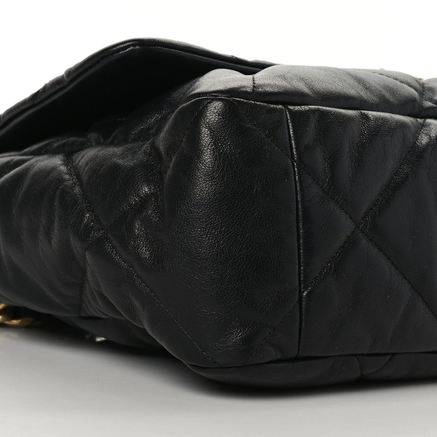 Goatskin Quilted Maxi Chanel 19 Flap Black