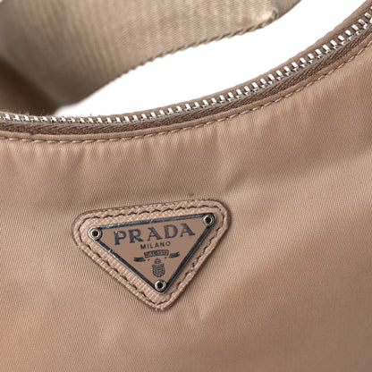 Prada Nylon Re-Edition 2005 Shoulder Bag Cammeo 14 of 16