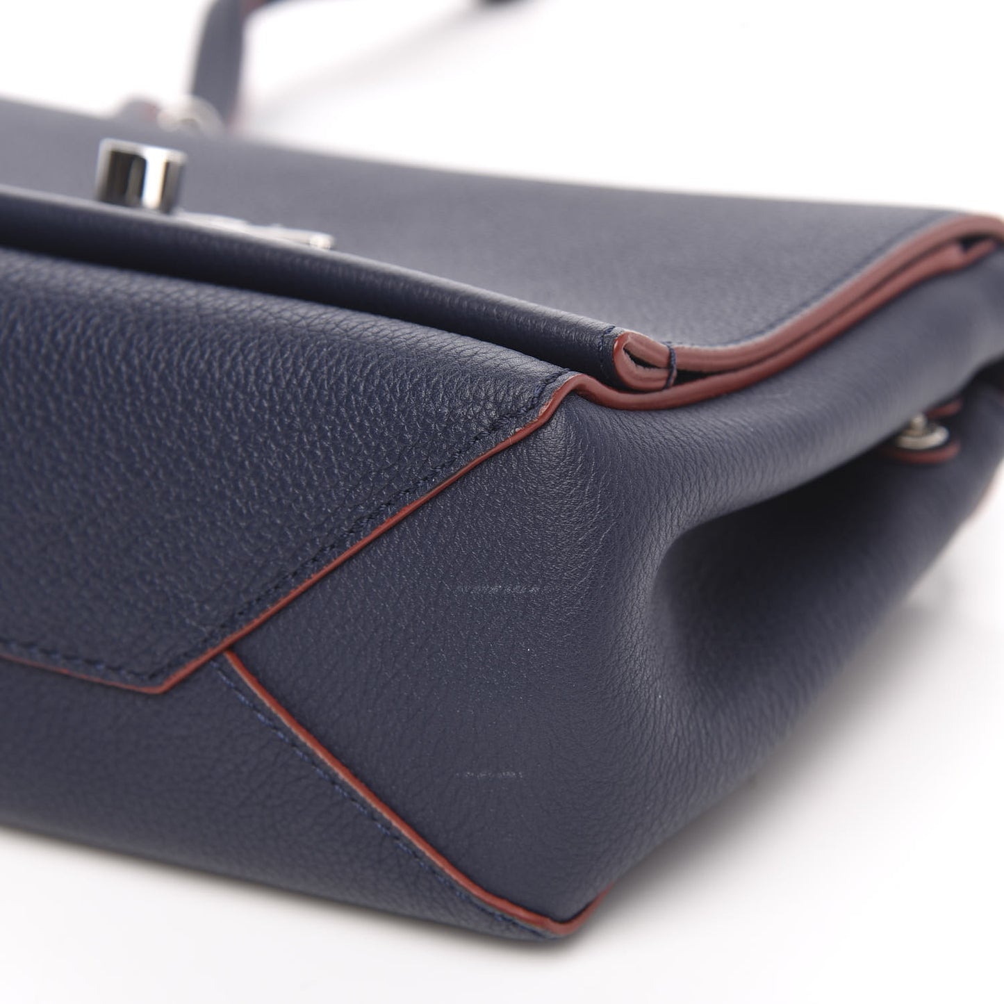 Calfskin Lockme II Chain Bag BB Marine Rouge