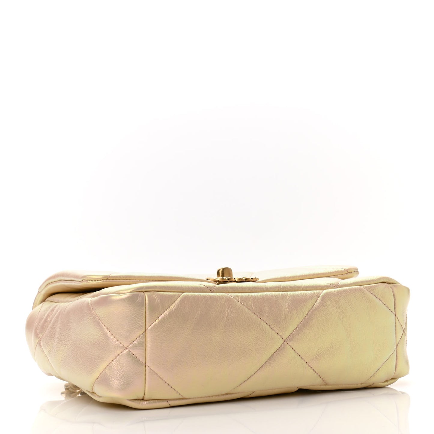 Iridescent Lambskin Quilted Medium Chanel 19 Flap Pink