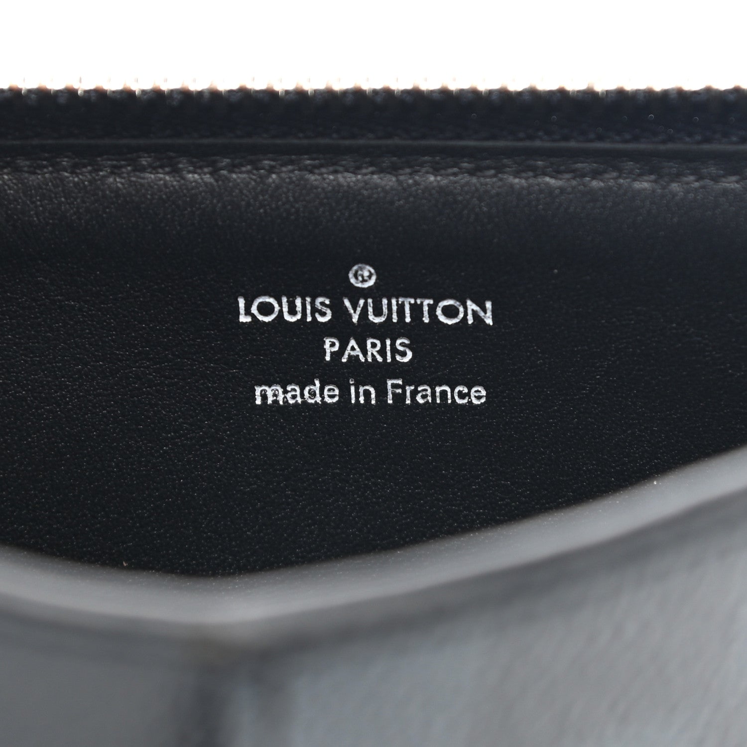 Louis Vuitton Damier Cobalt America's Cup Regatta Ribbon iPhone Pochette 6 of 7