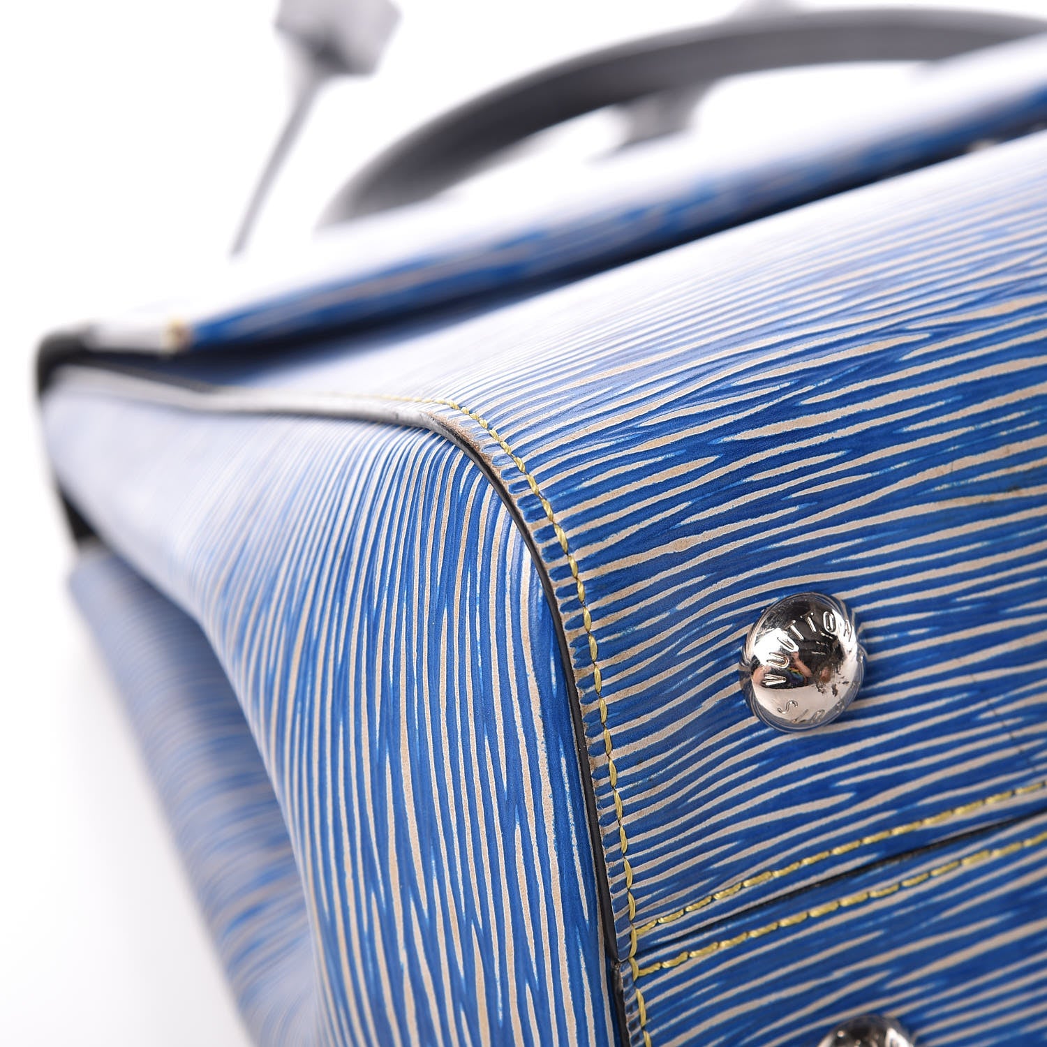 Louis Vuitton Epi Cluny MM Denim Light 11 of 21