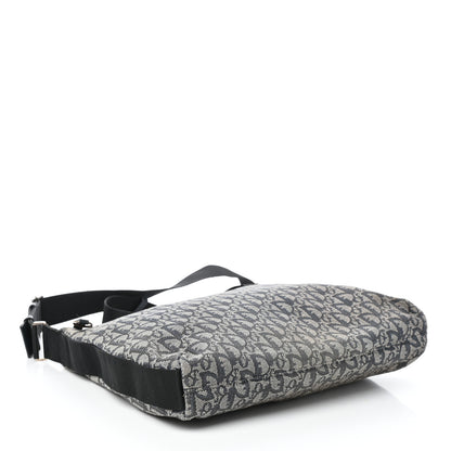Christian Dior Monogram Messenger Black 4 of 9