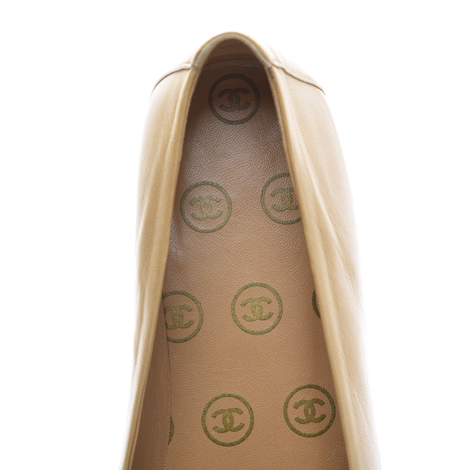 Chanel Lambskin CC Wooden Turnlock Loafers 37.5 Biege 6 of 8