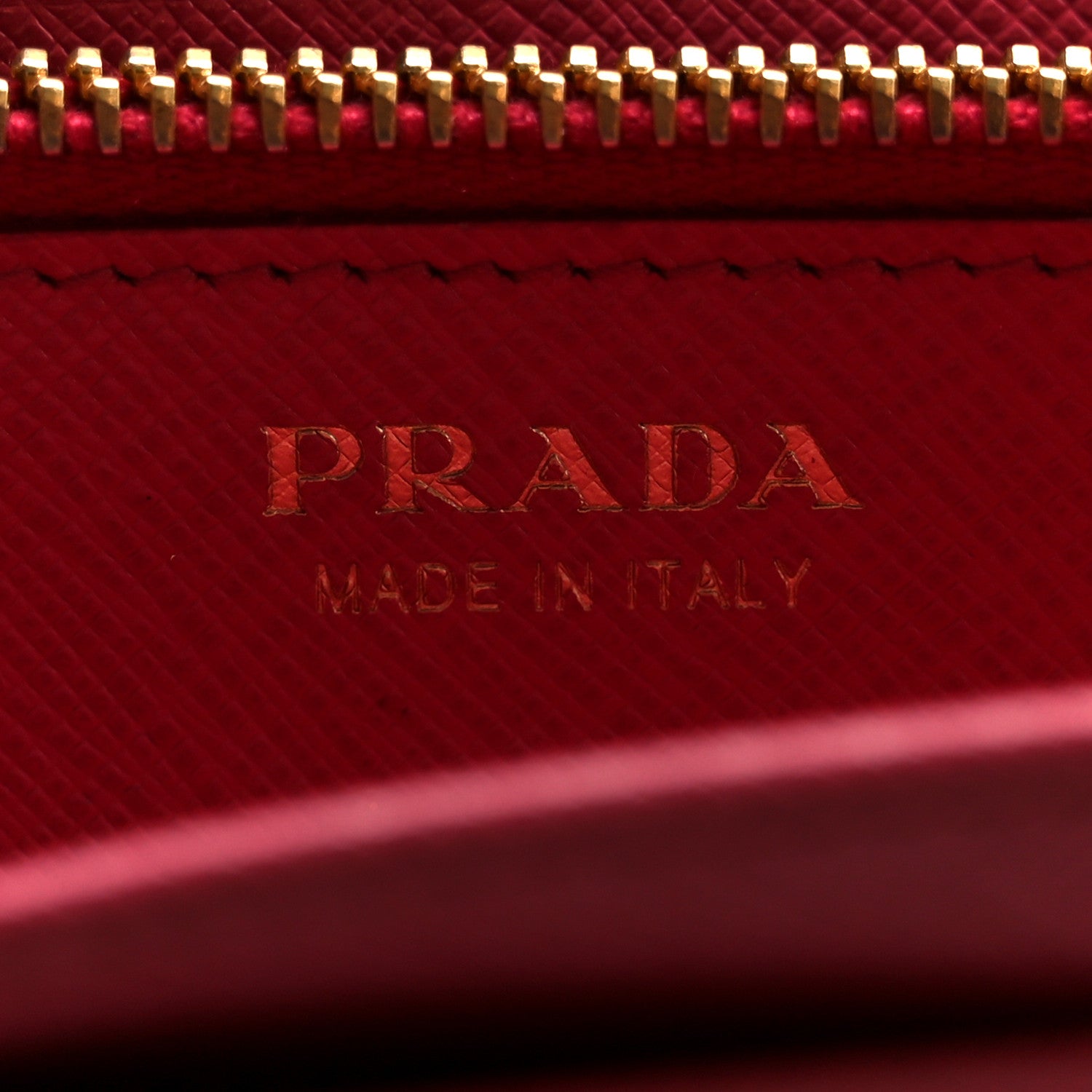 Prada Saffiano Wallet on Chain Peonia 11 of 17