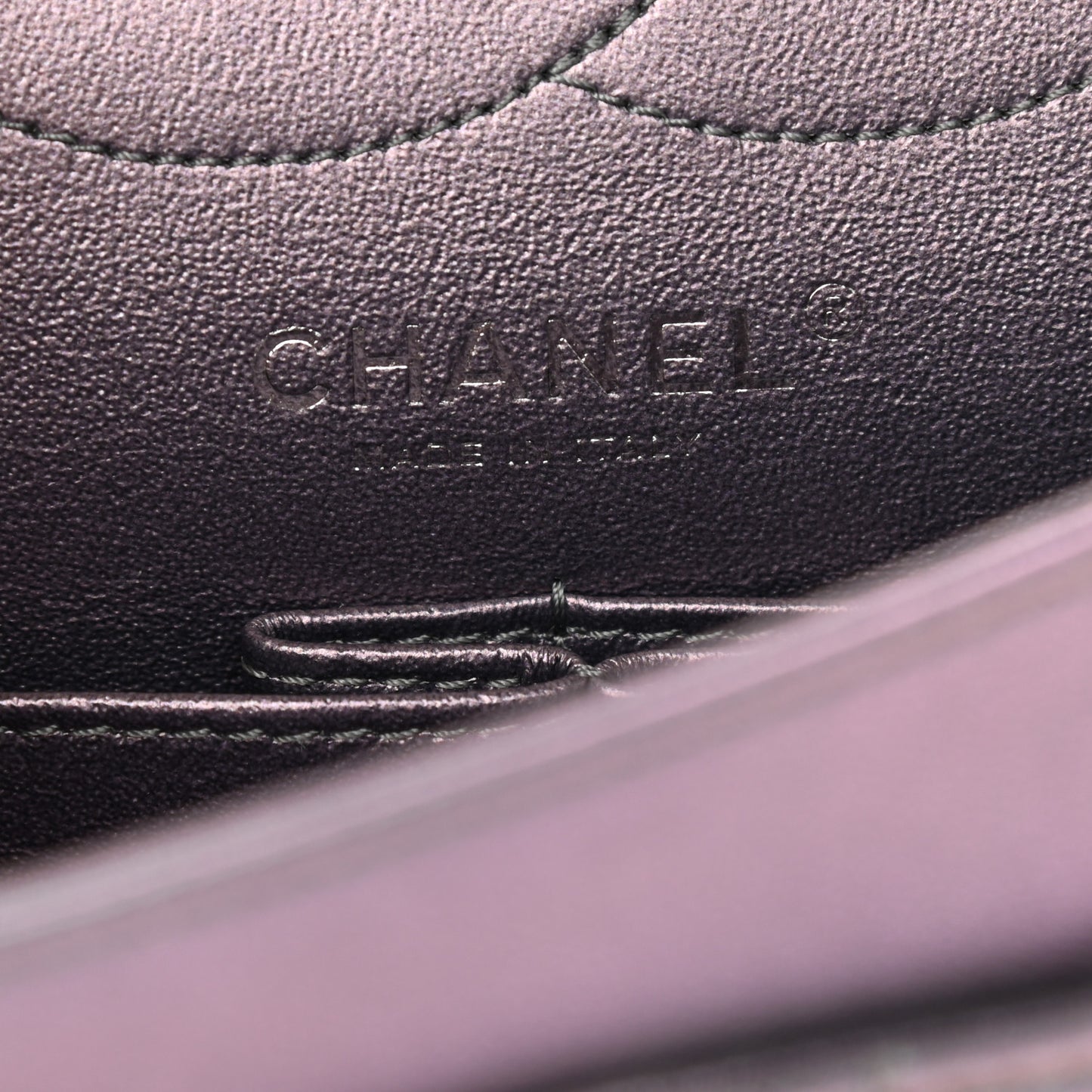 Iridescent Lambskin Chevron Quilted 2.55 Reissue 225 Flap Light Purple