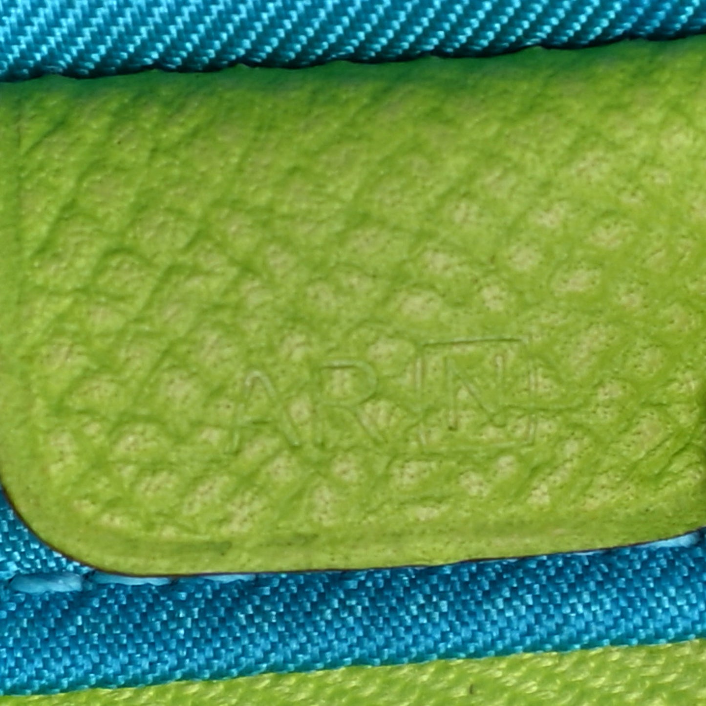 Epsom Silk'In Wallet Kiwi Lichen