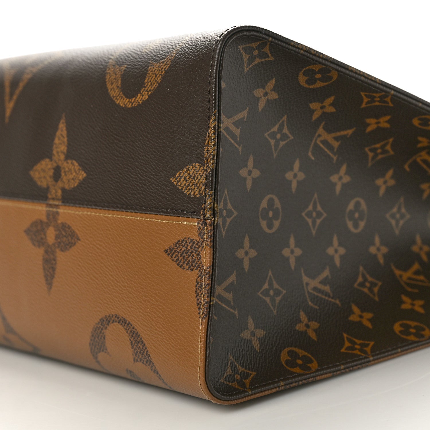 Louis Vuitton Reverse Monogram Giant Onthego GM 10 of 10