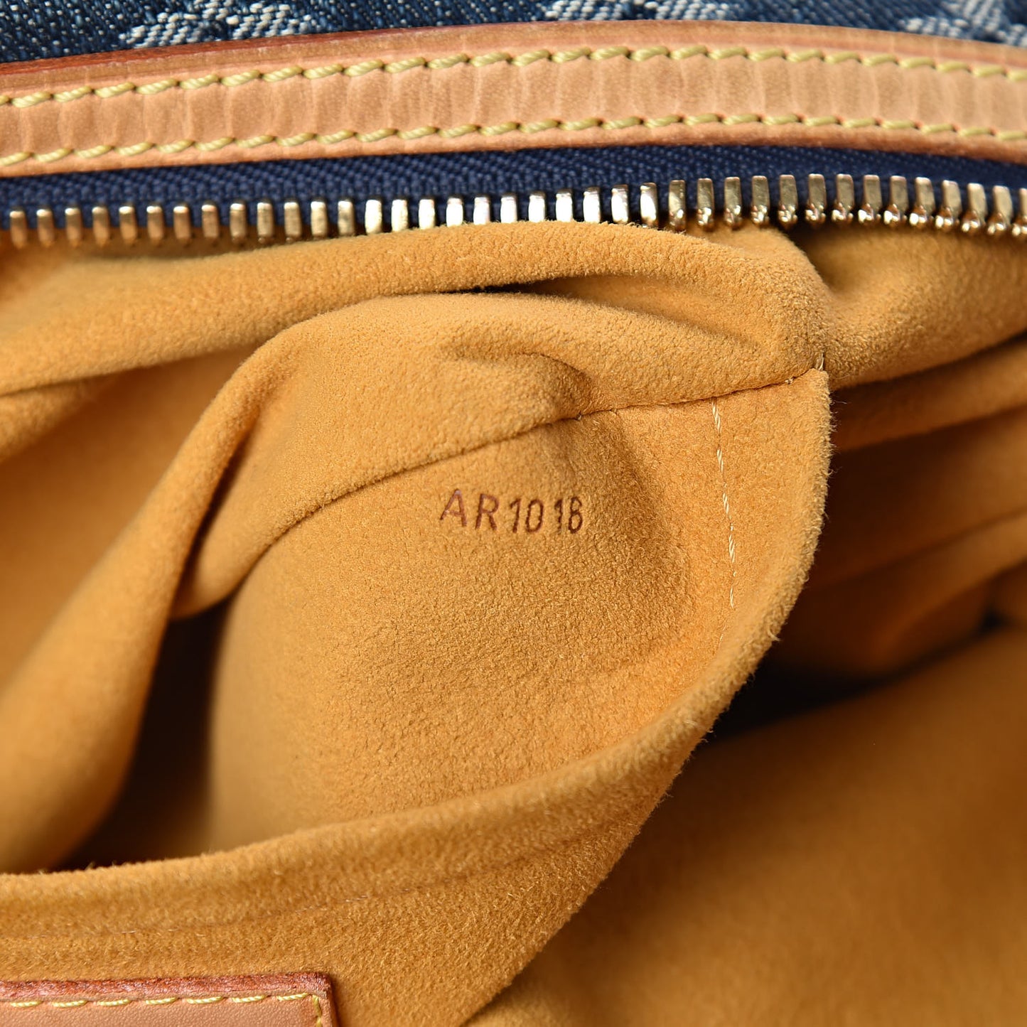 Denim Raye Cabas GM