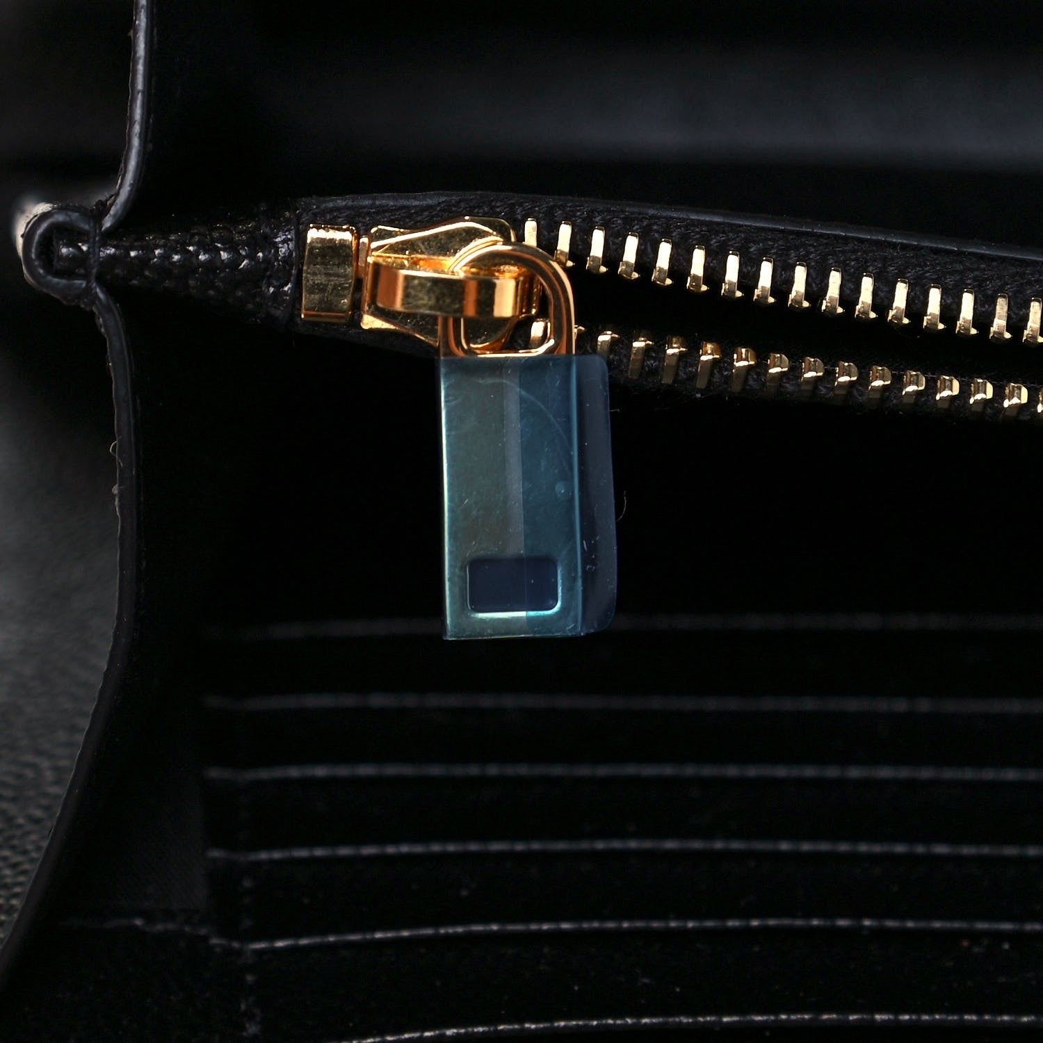 Saint Laurent Grain De Poudre Matelasse Chevron Monogram Chain Wallet Black 12 of 13