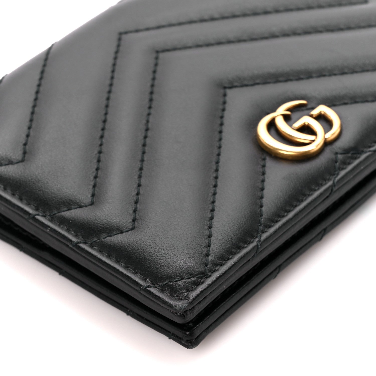 Gucci Calfskin Matelasse GG Marmont Passport Case Black 9 of 10
