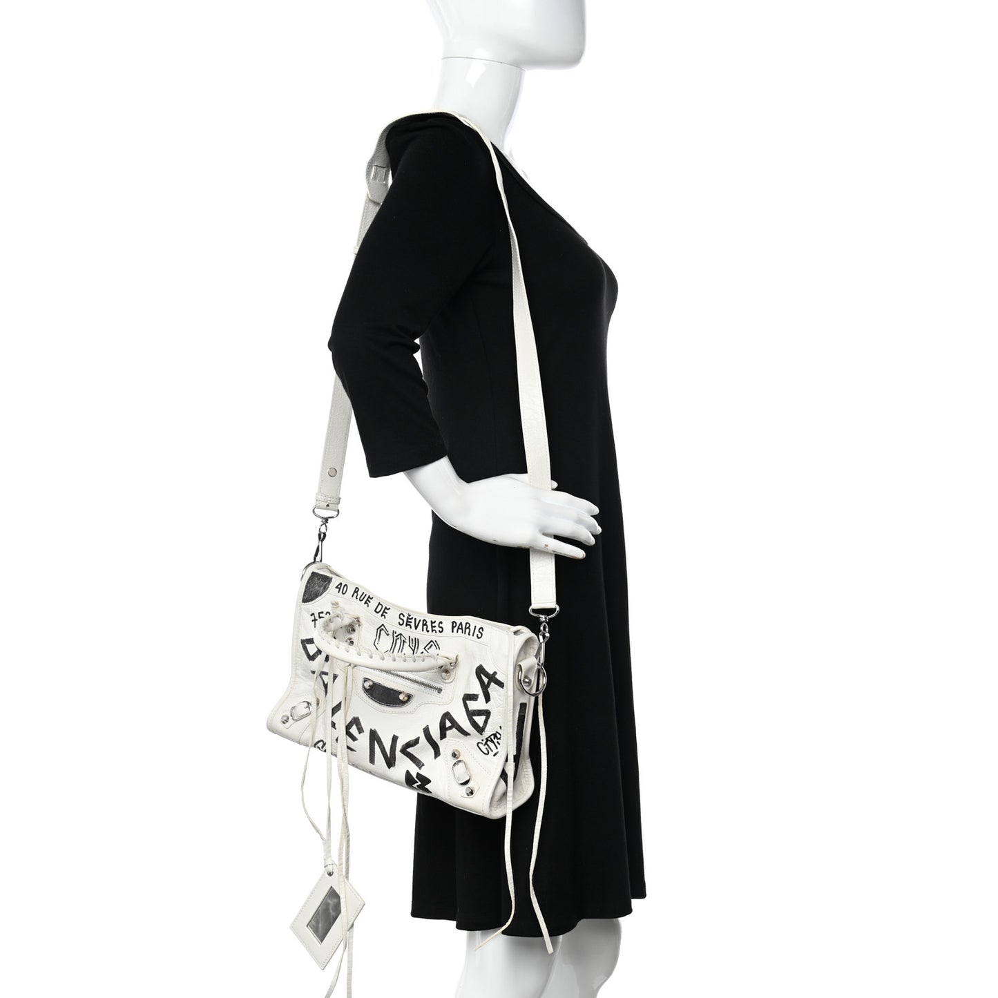 Agneau Graffiti All Over Classic Silver Hardware S City White Black