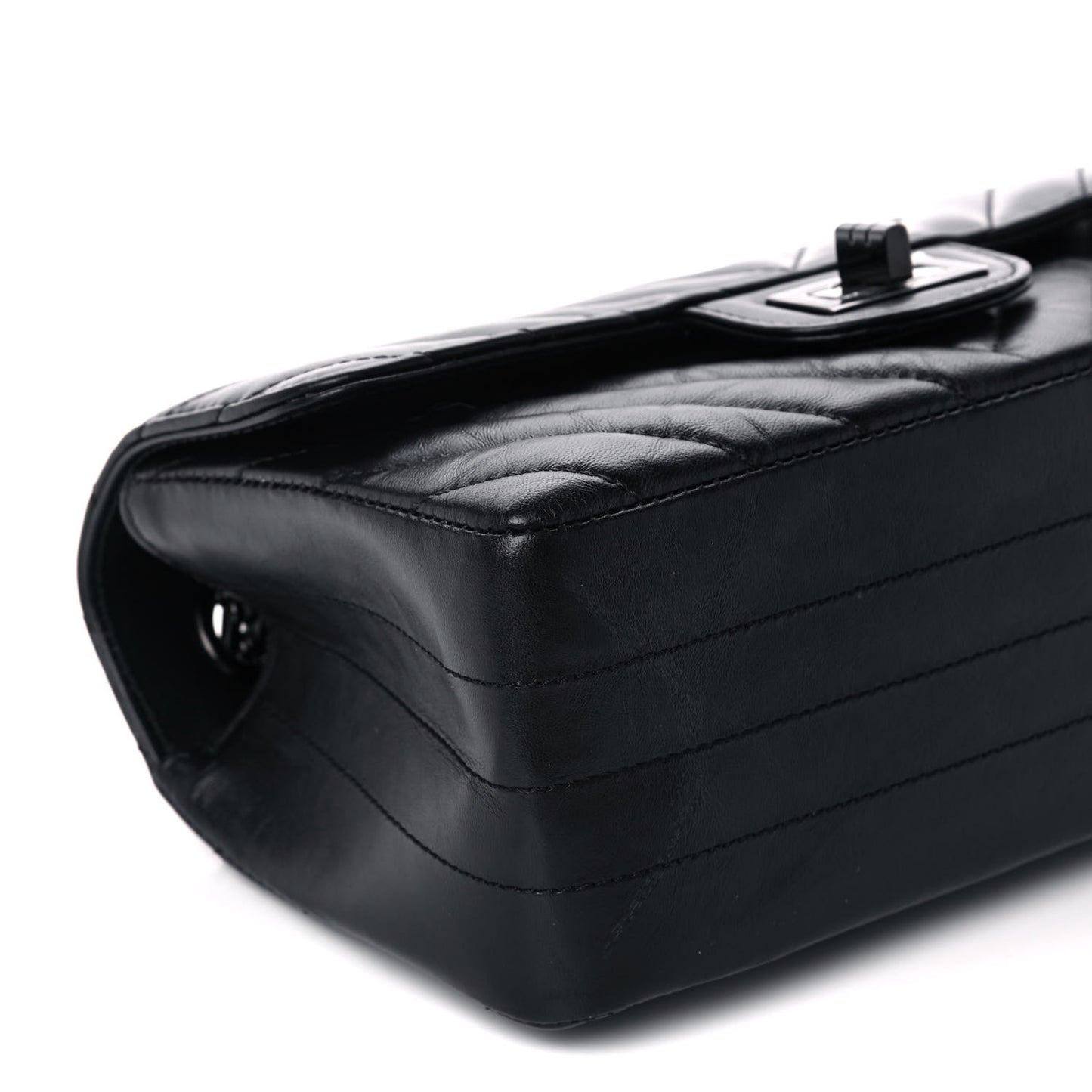 Aged Calfskin Chevron Quilted 2.55 Reissue Mini Flap So Black