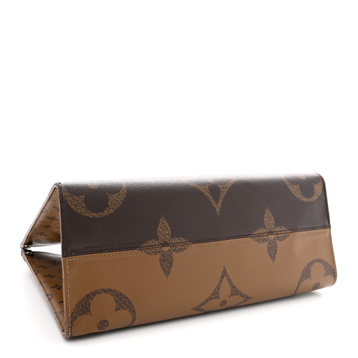 Reverse Monogram Giant Onthego MM