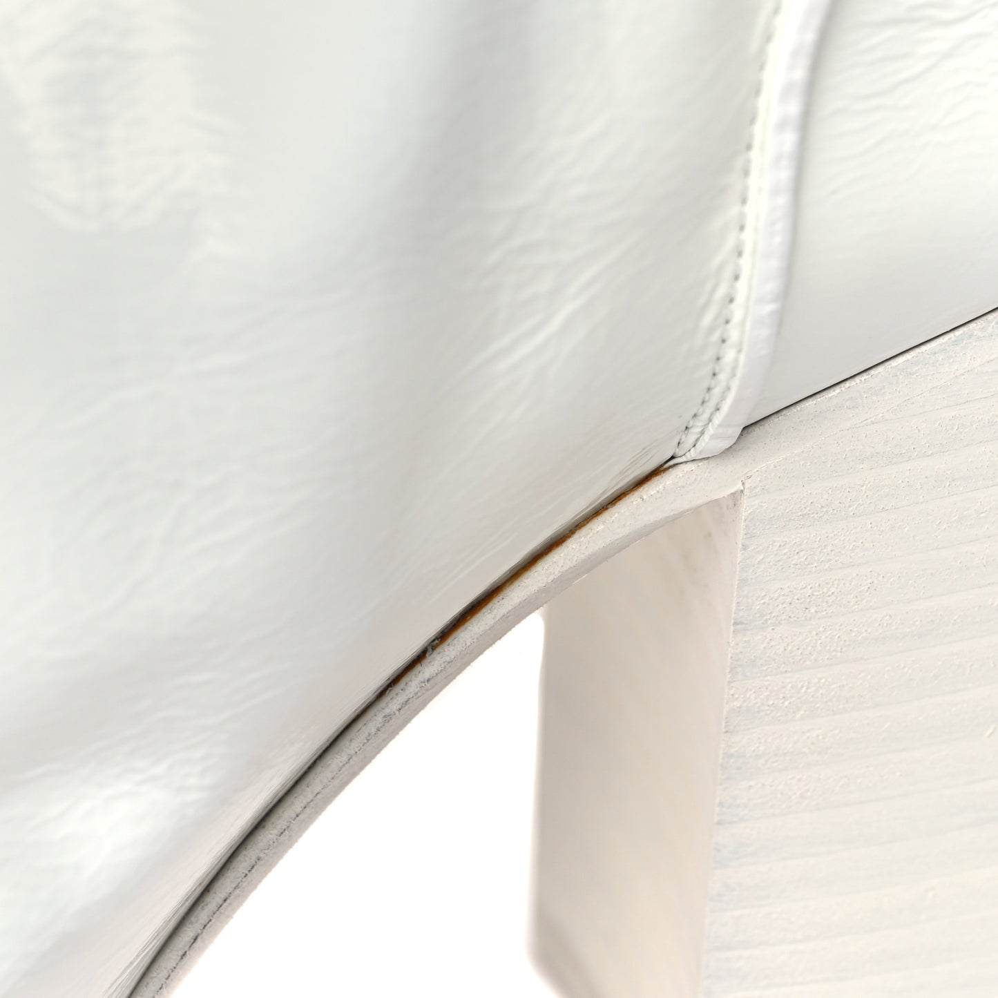 Shiny Crumpled Calfskin CC Cap Toe Short Boots 40.5 White