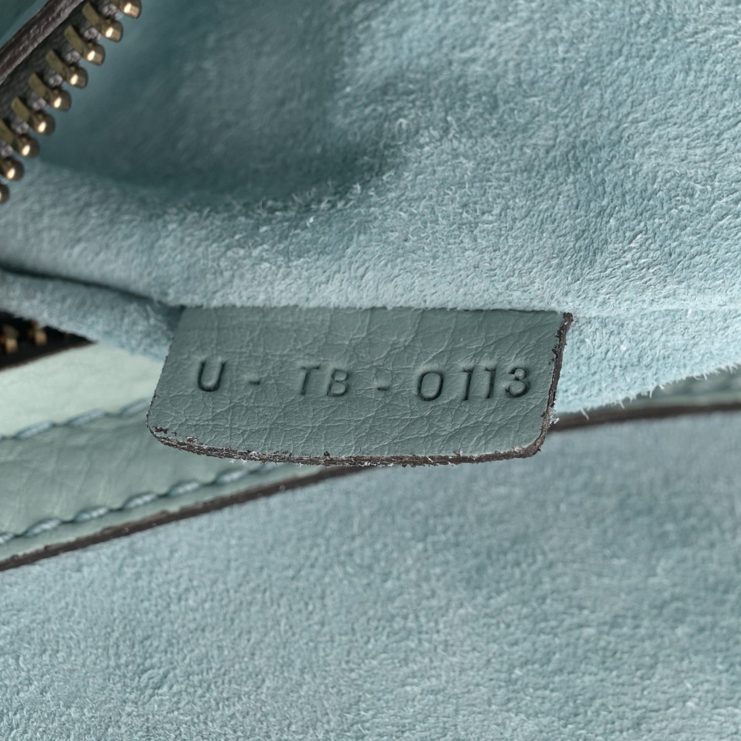 Supple Calfskin Medium Phantom Luggage Glacier