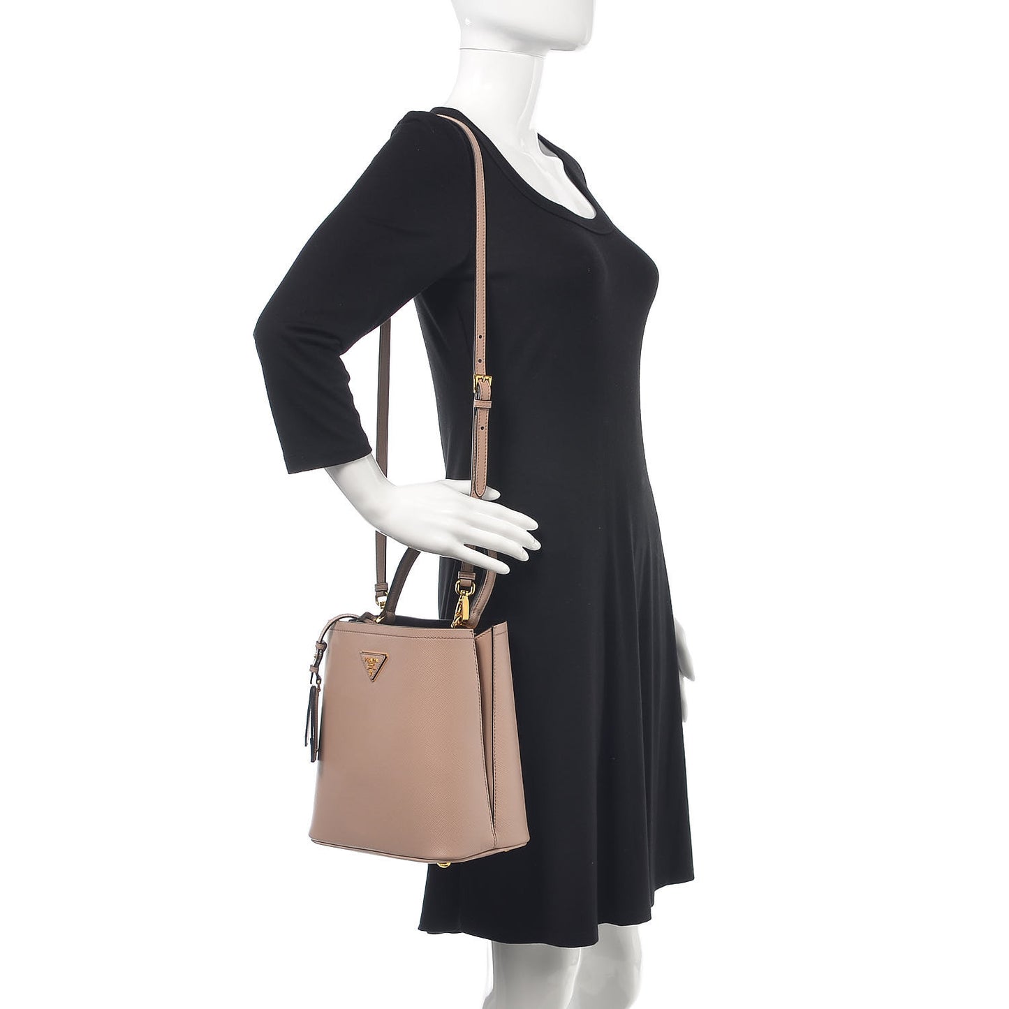 Saffiano Cuir Medium Panier Bucket Bag Cipria Black