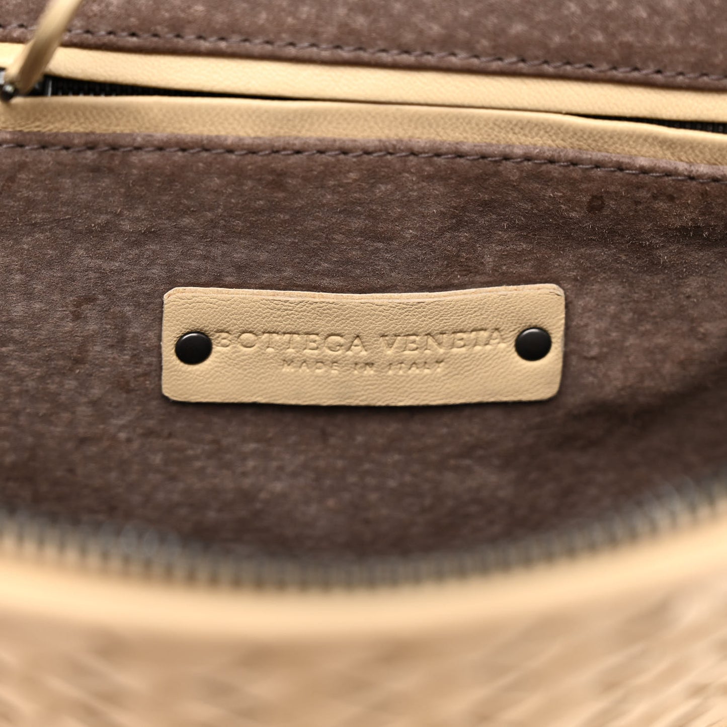 Nappa Intrecciato Nodini Crossbody Messenger Mink